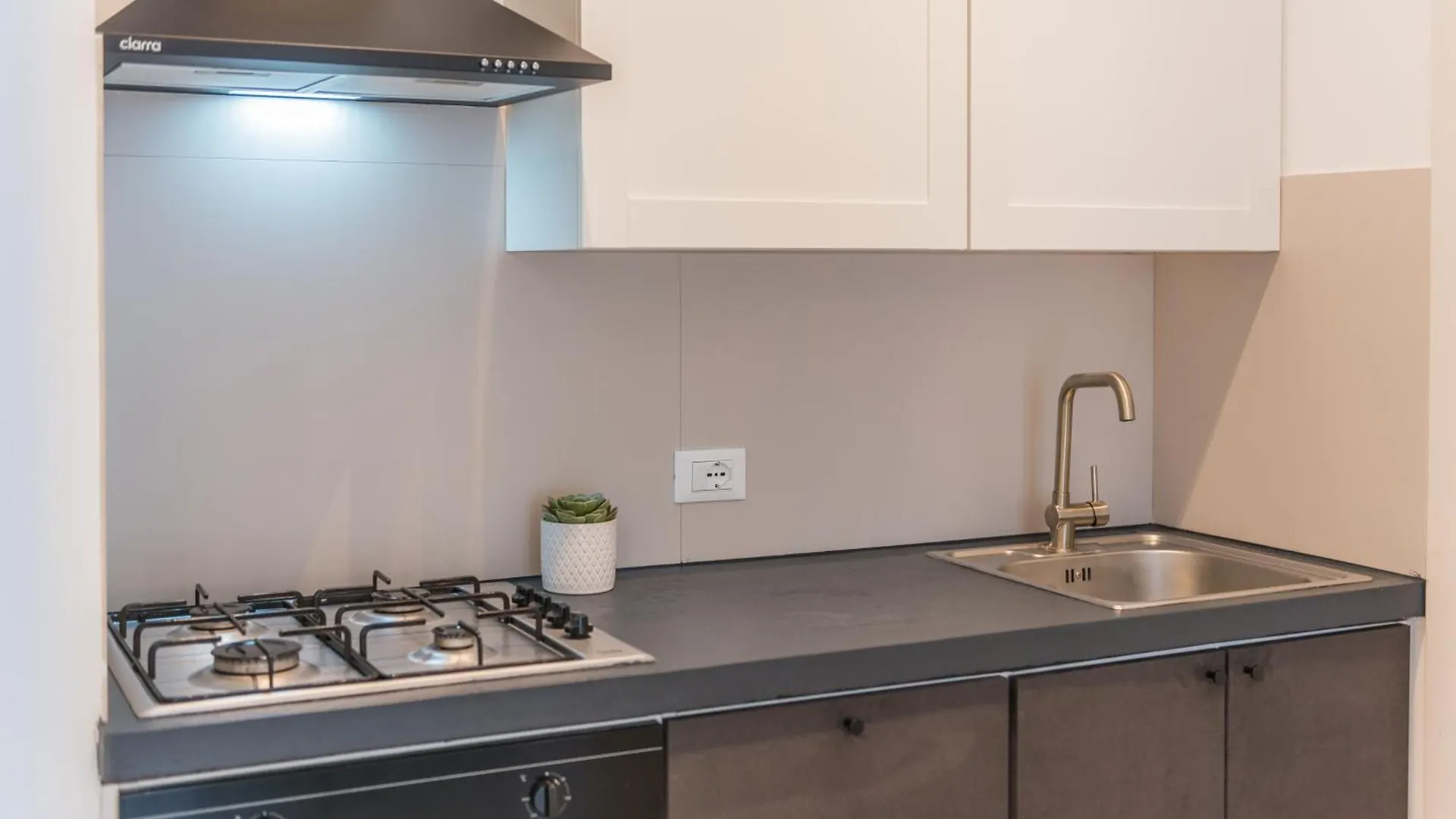 מלון דירות רימיני Residence Cinzia